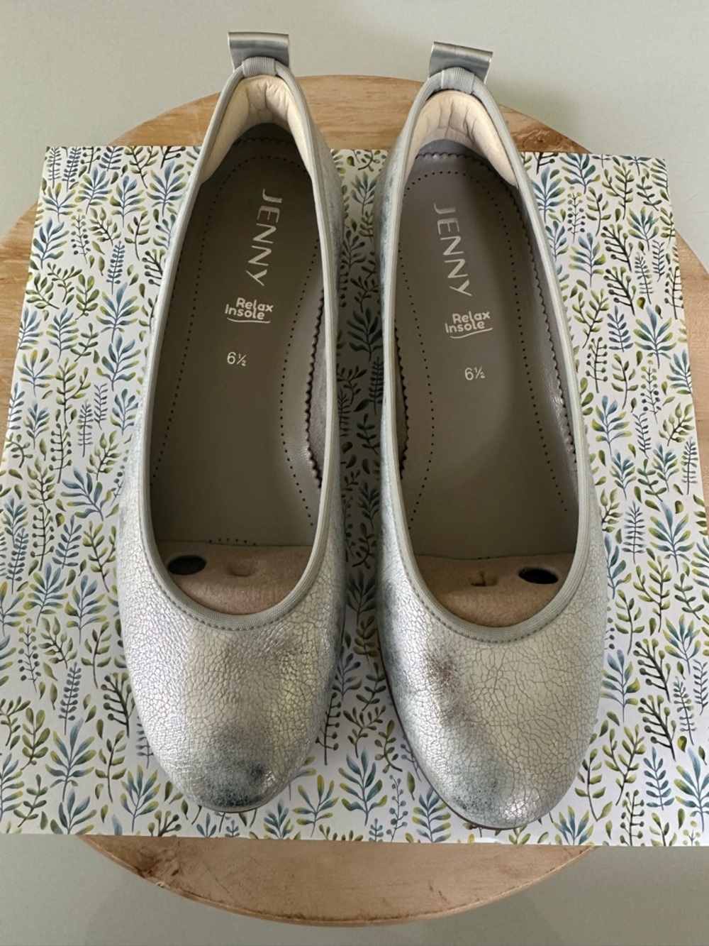 Jenny by Ara Silver Ballet Flats New size 9